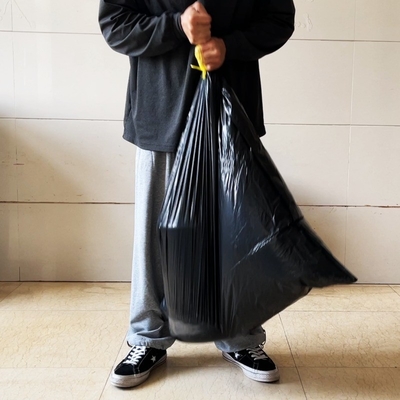 5-50 mic Dikte Op maat gemaakte bestelling Plastic Zwart Afwijzende vuilnis Vuilnis Verpakkingszak
