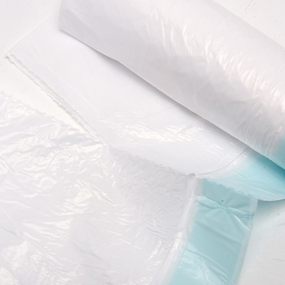 Vervaardiging van zwarte vuilniszakken met trekstreng HDPE/LDPE/LLDPE voor afval